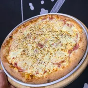 Tradicionais: 84- Bauru - Pizza Grande (Ingredientes: Presunto, Tomate, Mussarela)