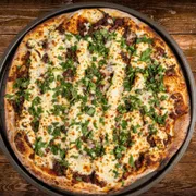 Sabores Premium: Costela Divina - Pizza Gigante (Ingredientes: Costela Desfiada, Creme de Alho, Mussarela, Tempero Verde, Molho de Tomate, Orégano)