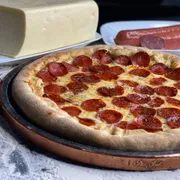 Tradicionais: Pepperoni - Pizza Grande (Ingredientes: Mussarela, Orégano, Pepperoni)