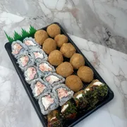 Grelhados: 25 Peças Uramaki Grelhado - 10 uaramaki filadelfia grelhado 10 salmão balls 5 hot