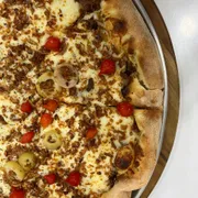 Tradicionais: 28- Costela - Pizza Grande (Ingredientes: Cebola Crispy, Costela Desfiada, Molho Barbecue, Mussarela, Pimenta Biquinho)