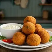Empanados: Fish Balls 4UNDS - Bolinho de peixe batidos na ponta da faca com tempero especial do chef