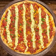 Sabores Tradicionais: Baiana Com Catupiry - Pizza Gigante (Ingredientes: Catupiry, Molho de Calabresa Picante, Mussarela, Molho de Tomate, Orégano, Pimentão)