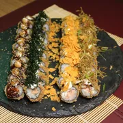 Combos Especiais: Combo hot- 40 peças - Combo (Ingredientes: 10 hot phila, 10 hot phila com alho poró, 10 hot phila com couve, 10 Hots Phila com Doritos)