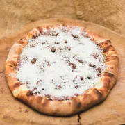 Doces: Prestígio - Pizza Grande (Ingredientes: Muçarela,  Chocolate,  Coco ralado)