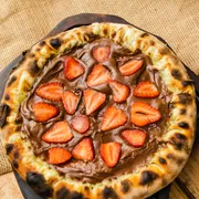 Doces: Nutella - Pizza Grande (Ingredientes: Nutella,  Morango,  Leite Ninho)