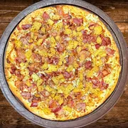 Sabores Tradicionais: Bacon Com Abacaxi - Pizza Gigante (Ingredientes: Bacon , Mussarela, Abacaxi, Molho de Tomate, Orégano)