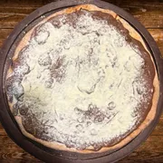Sabores Doces Especiais: Creme De Avelã E Leite Ninho - Pizza Gigante (Ingredientes: Creme de Avelã, Mussarela, Creme de Leite, Leite Ninho Nestlê)