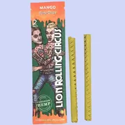 Seda Blunt: BLUNT HEMP MANGO - A blunt de cânhamo (hemp wrap) sabor manga é uma folha para enrolar cigarros feita 100% de fibras de cânhamo natural, sendo totalmente livre de tabaco e nicotina. Elas são muito procuradas por quem busca uma queima mais lenta e suave, com o aroma adocicado e tropical da manga.