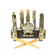 Seda Blunt: BLUNT LION ROLLING DE OURO - O Cone de Ouro 23k King Size da Lion Rolling Circus (frequentemente chamado de blunt de ouro) é um produto de tabacaria voltado para o mercado premium. Ele consiste em uma seda em formato de cone pré-enrolada feita com ouro comestível de 23 quilates e cânhamo (hemp), projetada para queimar de forma lenta e uniforme sem soltar toxinas.