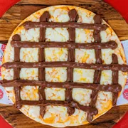Doces: Chocolate - Pizza Média (Ingredientes: Chocolate)