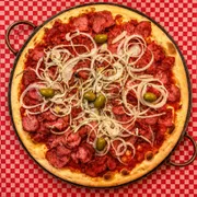 Pizzas Salgadas: 11-Calabresa 1 - Pizza Grande (Ingredientes: Azeitona, Calabresa Fatiada, Cebola, Molho de Tomate, Orégano)