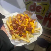 Porções: Big Batata Pequena - Porção (Ingredientes: Bacon, Cheddar)