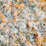 Tradicionais: 42 - Seis Queijos - Pizza Grande (Ingredientes: Catupiry, Cheddar, Gorgonzola, Molho de Tomate, Mussarela, Parmesão, Provolone)