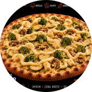 Especiais: Vegetariana Coberto Com Catupiry - Pizza Grande (Ingredientes: Abobrinha, Azeitonas, Brócolis, Champignon, Coberto Com Catupiry, Orégano, Palmito)