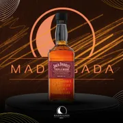 Whisky: Jack Daniel´s Bonded Triple Masch 700ml)