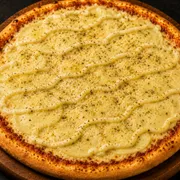 Especiais: Quatro Queijos - Pizza Grande (Ingredientes: Catupiry, Molho, Mussarela, Orégano, Parmesão, queijo provolone)