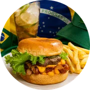 Sanduíches Artesanais: Artesanal Bacon e Cheddar - Hambúrguer (Ingredientes: Bacon, Carne Artesanal 130g, Cheddar, Pão brioche)