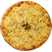 Tradicionais: 4 Queijos - Pizza Pequena (Ingredientes: Molho, Muçarela, Gongonzola, Provolone, Parmesão, orégano)