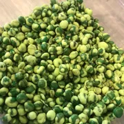Produtos Naturais: Ervilha torrada com wasabi 50g - Ingredientes: ervilha verde, amido, açúcar, óleo de palma, óleo de soja, glicose, wasabi e corantes.