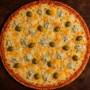 Salgadas: 6 Queijos - Pizza Grande (Ingredientes: Molho, Mussarela, Catupiry, Cheddar, Provolone, Parmesão, Gorgonzola, Orégano)
