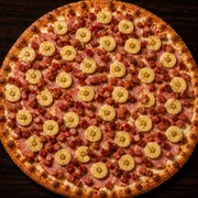 Salgadas: LBB - Pizza Grande (Ingredientes: Molho, Mussarela, Lombo Canadense, Bacon, Banana, Orégano)