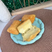 Salgados Grandes: Salgado Grande Queijo - Salgado