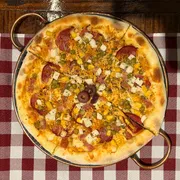 Salgadas: Of House - Pizza GG (Ingredientes: Calabresa, Ervilha, Frango, Milho, Molho de Tomate, Mussarela, Orégano, Palmito, Presunto)