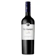 Chile: Viu Manent Reserva Carmenére 750ml - Região: Vale de Colchagua, Chile. |Uvas: Carménère 98%, / Syrah 2%. |Teor Alcoólico: 14% |Envelhecimento: 20% envelhecido 6 meses em barris usados decarvalho francês. | Consumo: 16º - 18º C. | Harmonização: Massas com molhos vermelhos leves ou recheados. Carnes vermelhas magras na brasa ou frango temperado.