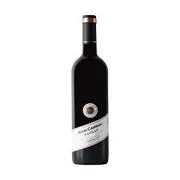 Uruguai: Juan Carrau Tannat 750ml - Região: Las Violetas, Canelones, Uruguai.|Uva: Tannat|Envelhecimento: 9 meses em barricas de carvalho de 4º uso, para suavizar os tâninos sem marcar excessivamente o vinho com madeira| Consumo: 15 °C.|Teor Alcoólico: 13%.|Harmonização: Carnes vermelhas assadas ou grelhadas, churrasco, queijos de sabor intenso e maturados, massas com molhos encorpados e pizzas.