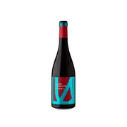 Espanha: Luzón Colección Monastrell 750ml - Região: Jumilla D.O. Espanha| Uva: Monastrell| Envelhecimento: Sem longa passagem por madeira; elaborado para preservar a intensidade da fruta, com estágio em tanques de aço inox e possível breve afinamento em garrafa antes da comercialização|Teor Alcoólico: 14%| Harmonização: Carnes vermelhas grelhadas, churrasco, cordeiro, embutidos, pratos condimentados, massas com molhos intensos, cogumelos e queijos curados.