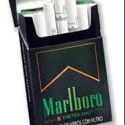 Cigarros: Malboro Kretec Mint)