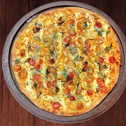 Sabores Premium: E- Marguerita Premium - Pizza Gigante (Ingredientes: Gorgonzola, Mussarela, Parmesão, Provolone, Gorgonzola, Tomate Cereja, Manjericão Fresco, Orégano)