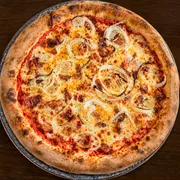 Clássicas: 04 - Bacon - Pizza Grande (8 Fatias 35cm) (Ingredientes: Bacon, Cebola, Molho de Tomate Italiano, Muçarela, Orégano)