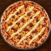 Com Frango: 31 - Gusto - Pizza Grande (8 Fatias 35cm) (Ingredientes: Bacon, Catupiry, Frango, Milho, Molho de Tomate Italiano, Orégano)