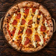 Favoritas: 26 - Pepperous - Pizza Grande (8 Fatias 35cm) (Ingredientes: Alho Frito, Cream Cheese, Molho de Tomate Italiano, Muçarela, Orégano, Parmesão, Pepperoni)