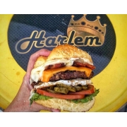 Hambúrguer: Americano - Hambúrguer (Ingredientes: Alface Americana, Bacon em tiras, Catupiry Original, Hambúrguer Angus 160g, Ovo, Pão de Hambúrguer tipo Brioche C/ Gergelim, Picles, Queijo Prato Fatiado, Tomate)