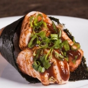 Temaki: Temaki Salmão Grelhado - Temaki (Ingredientes: Temaki)