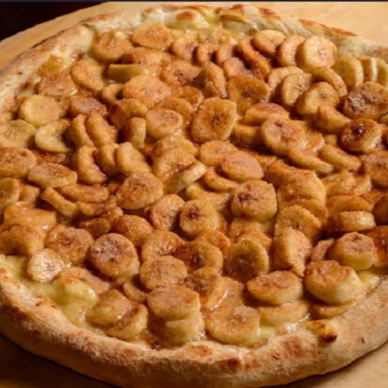 Pizza Doce: Pizza de Banana - Pizza Grande (Ingredientes: Chocolate branco, Doce de leite, Leite condensado)