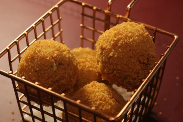 6 Bolinhos de Salmão - R$19,90