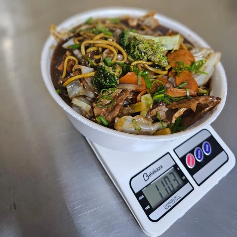 yakisoba misto: yakisoba misto - yakisoba Pequeno (Ingredientes: )