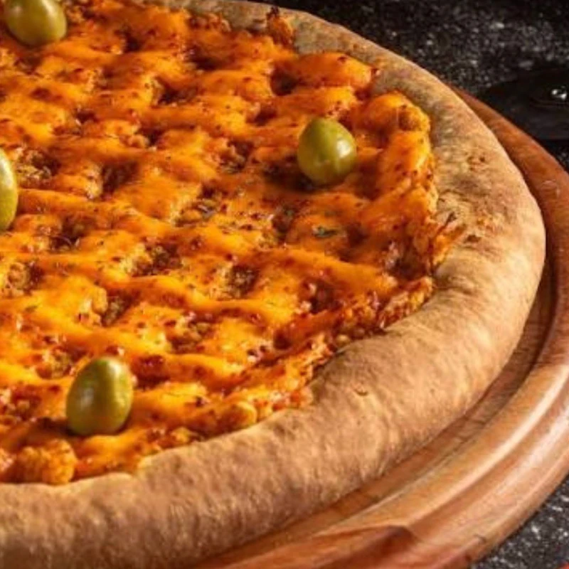 Novidades Salgada: Pizza Frango com Cheddar - Novidades Salgada (Ingredientes: )