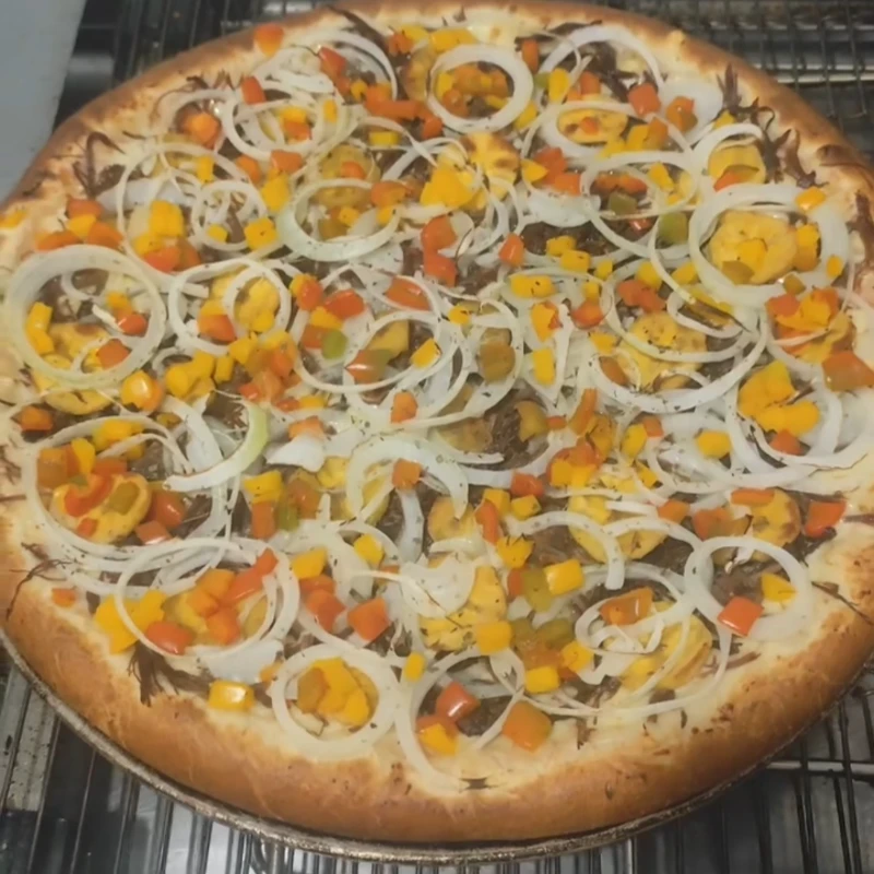 Especiais II: 51- Pantaneira - Pizza Grande (Ingredientes: Molho, Mussarela, Carne Seca, Banana da terra, Pimentão, Cebola)