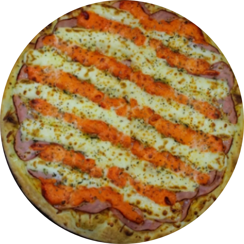 Sabores Tradicionais: T- Lombo Aos 3 Queijos - Pizza Gigante (Ingredientes: Molho de Tomate, Mussarela, Cheddar, Catupiry, Lombo e Orégano.)