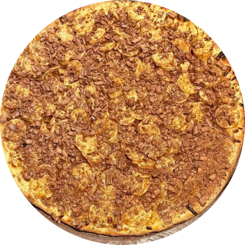 Sabores Doces Tradicionais: T- Banana Com Chocolate - Pizza Gigante (Ingredientes: Creme de Leite, Mussarela, Banana, Canela, Açúcar, Chocolate ao Leite)