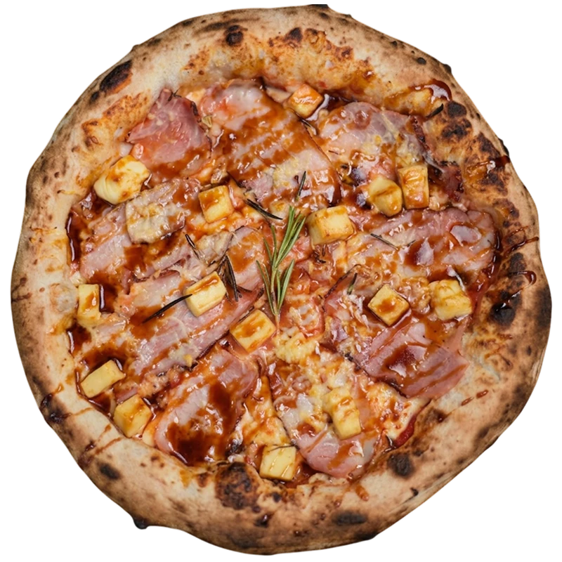 Tradicionais: Bacon Di Massi - Pizza Napolitana Grande (Ingredientes: Molho de tomate italiano, mussarela, bacon selecionado, parmesão e queijo coalho, finalizada com um leve toque de melado de cana e alecrim. Uma combinação intensa que equilibra o salgado e o agridoce na medida certa)