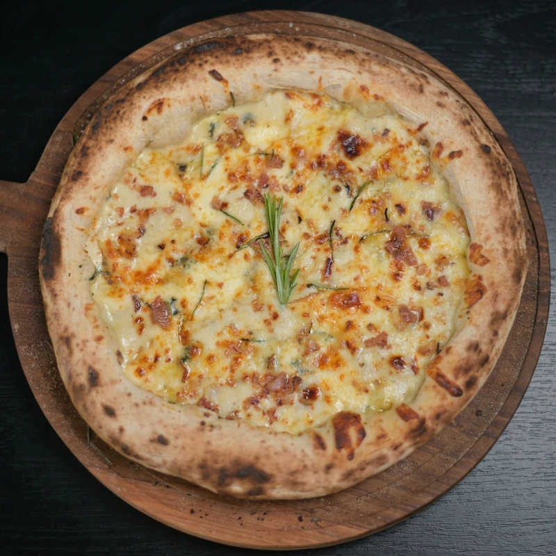 Napolitana longa fermentação: 4 Formaggi Al Bacon - Napolitana Individual 25Cm (Ingredientes: )